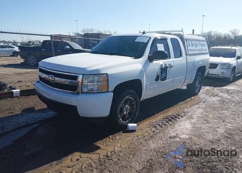 2007 Chevrolet Silverado 1500 Work Truck z USA, uszkodzony, nr VIN 1GCEC19X07Z618119